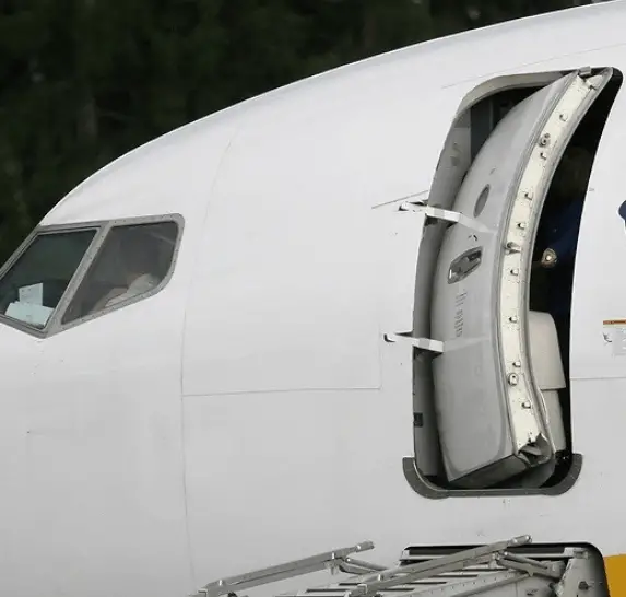 Can You Open an Airplane Door in Flight, at Altitude? HighSkyFlying